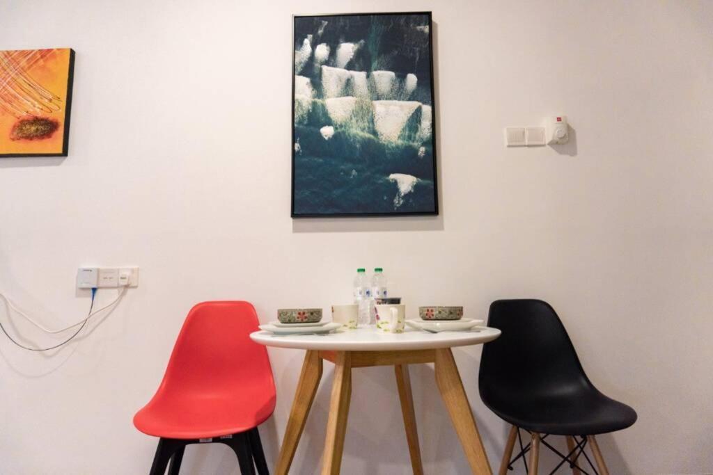 Apple Home 2 At Menara Simfoni, King Size Bed, Cheras, Nexflix, Wifi, Parking Сери-Кембанган Экстерьер фото