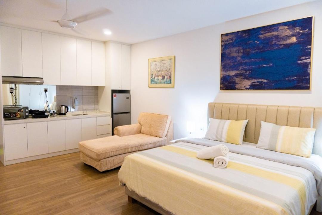 Apple Home 2 At Menara Simfoni, King Size Bed, Cheras, Nexflix, Wifi, Parking Сери-Кембанган Экстерьер фото