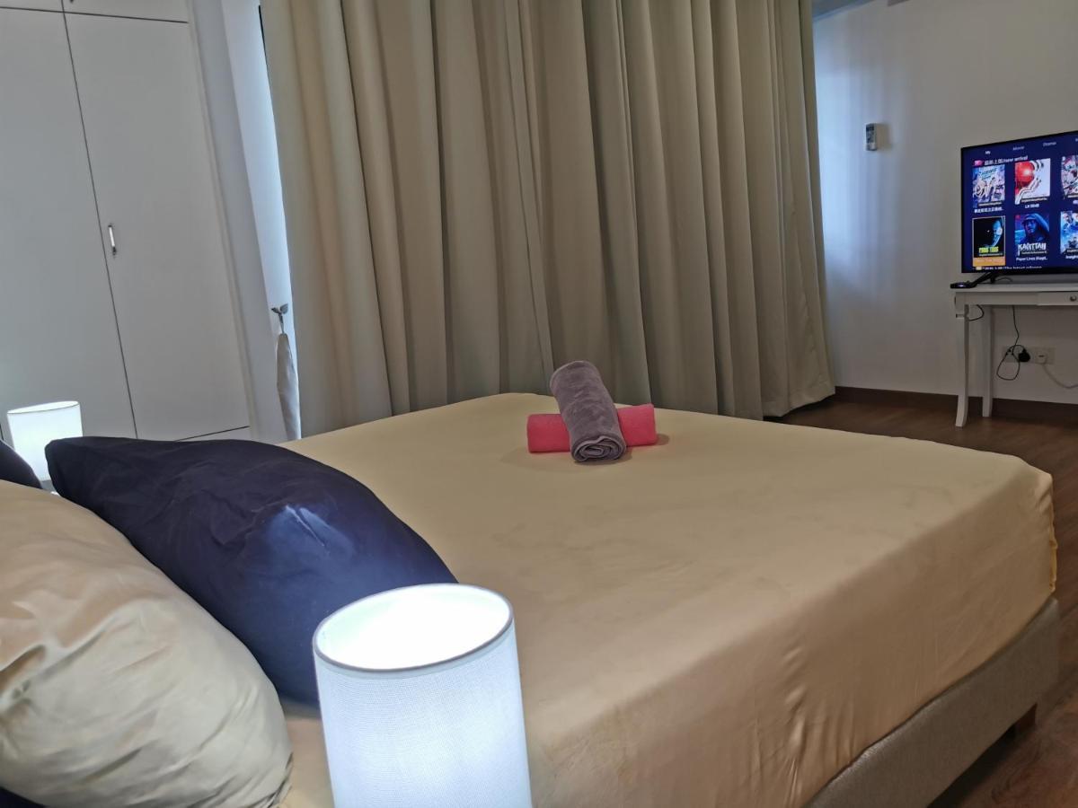 Apple Home 2 At Menara Simfoni, King Size Bed, Cheras, Nexflix, Wifi, Parking Сери-Кембанган Экстерьер фото