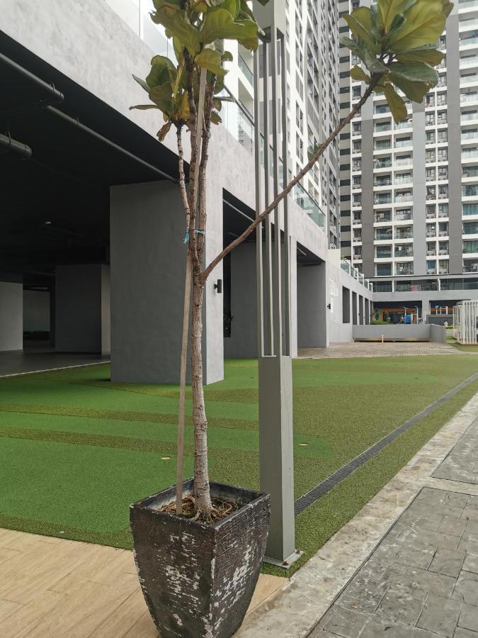 Apple Home 2 At Menara Simfoni, King Size Bed, Cheras, Nexflix, Wifi, Parking Сери-Кембанган Экстерьер фото