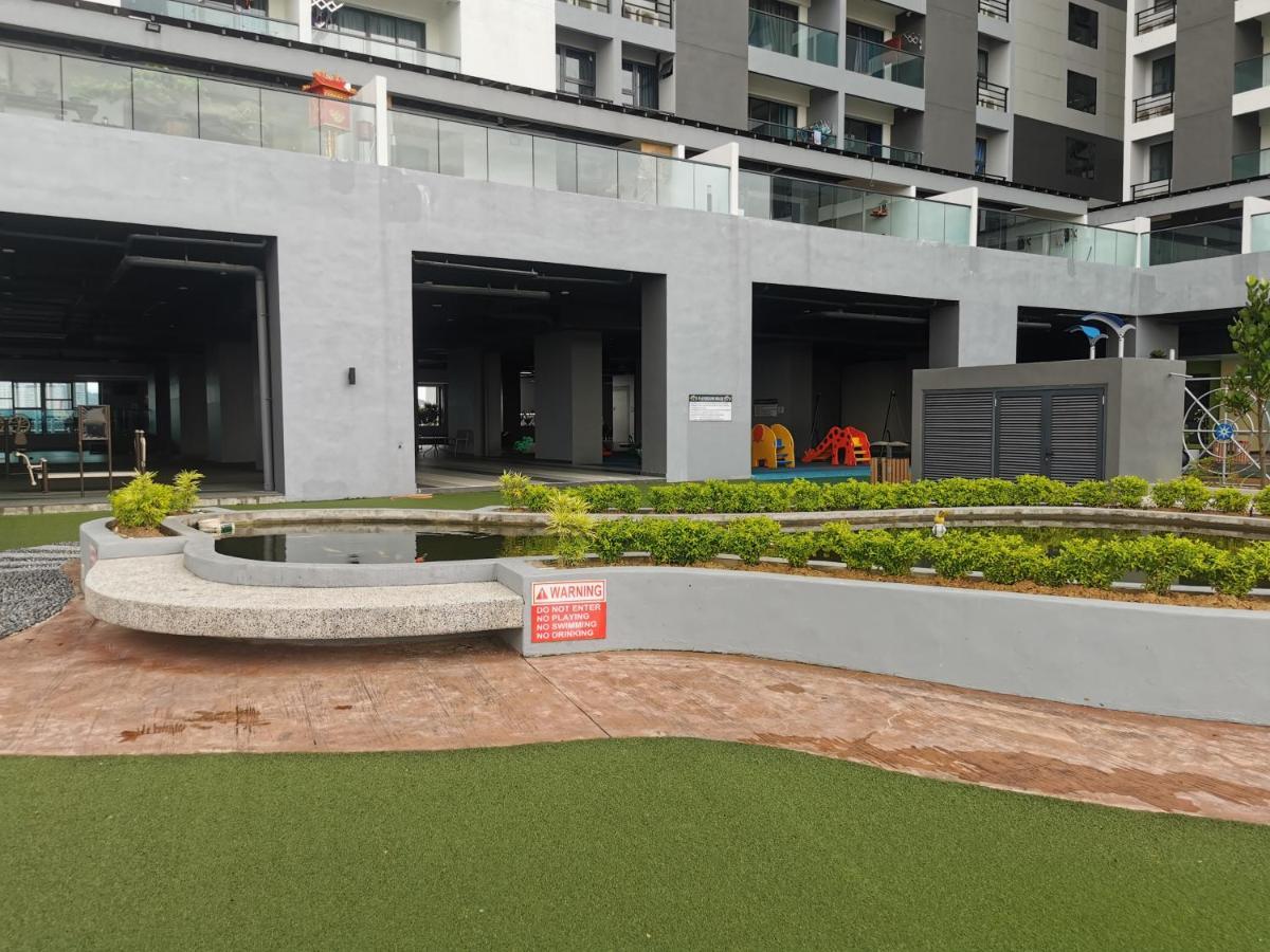 Apple Home 2 At Menara Simfoni, King Size Bed, Cheras, Nexflix, Wifi, Parking Сери-Кембанган Экстерьер фото