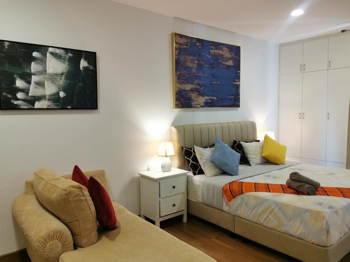 Apple Home 2 At Menara Simfoni, King Size Bed, Cheras, Nexflix, Wifi, Parking Сери-Кембанган Экстерьер фото