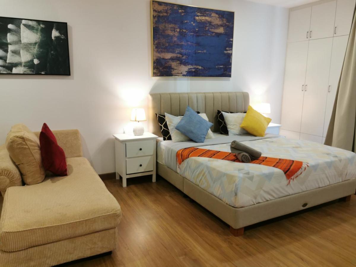 Apple Home 2 At Menara Simfoni, King Size Bed, Cheras, Nexflix, Wifi, Parking Сери-Кембанган Экстерьер фото